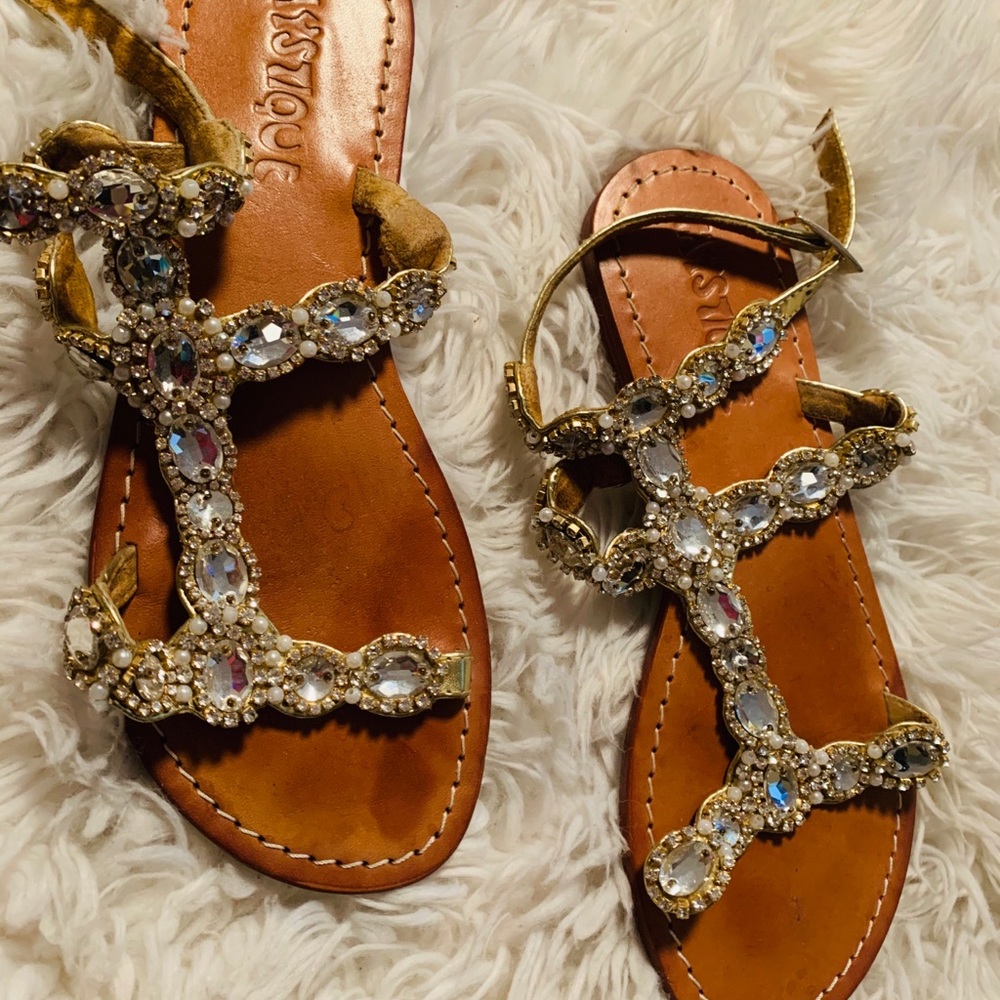 Beautiful Glittsey Sandal size 7